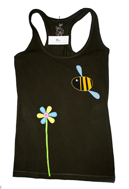 Hola caracol, hola caracola. Camisetas decoradas a mano