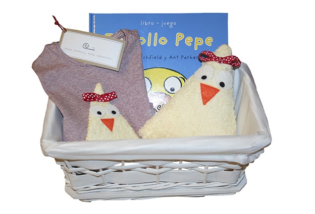 Hola caracol, hola caracola. Camisetas decoradas a mano